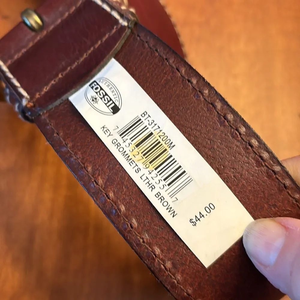 NEW. Fossil Key Grommets Brown Leather Belt - M
